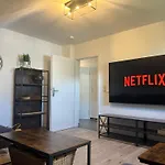 Fuer 6 Personen - 3 Schlafzimmer - Dachgeschoss * Holzappel