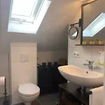 Fuer 6 Personen - 3 Schlafzimmer - Dachgeschoss Lägenhet *