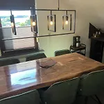 Fuer 6 Personen - 3 Schlafzimmer - Dachgeschoss Holzappel