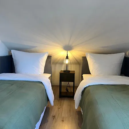 アパート Fuer 6 Personen - 3 Schlafzimmer - Dachgeschoss