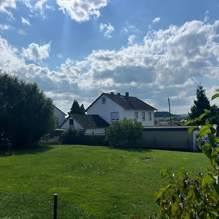 Fuer 6 Personen - 3 Schlafzimmer - Dachgeschoss * Holzappel